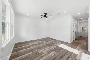 848 E 12th Ct, Panama City, FL 32401 - Photo 6