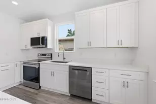 848 E 12th Ct, Panama City, FL 32401 - Photo 12