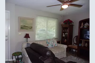 3330 Rolling Hills Circle #B, Bonifay, FL 32425 - Photo 4