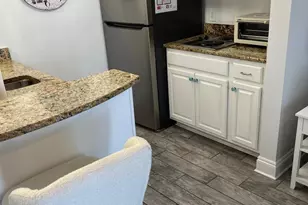 114 Carillon Market St, Panama City Beach, FL 32413 - Photo 10