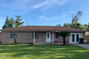 202 Acme Ln, Lynn Haven, FL 32444 - Photo 1