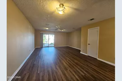 1325 W 12th Street #B2, Panama City, FL 32401 - Photo 4
