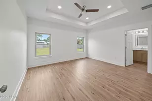 918 Laurel Oak Ln, Panama City, FL 32408 - Photo 16