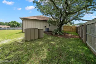 918 Laurel Oak Ln, Panama City, FL 32408 - Photo 30
