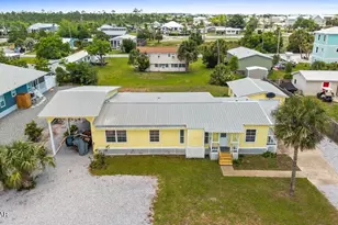 204 Carolina Dr, Mexico Beach, FL 32456 - Photo 30