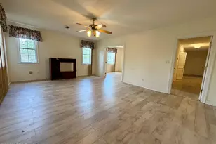 5370 Brown St, Graceville, FL 32440 - Photo 4