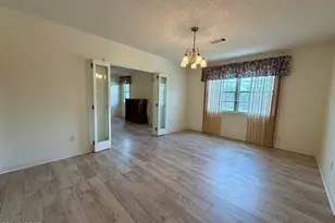5370 Brown St, Graceville, FL 32440 - Photo 6