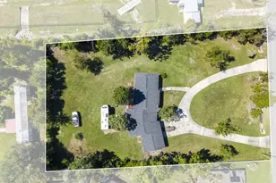5136 Lake Dr, Panama City, FL 32404 - Photo 2