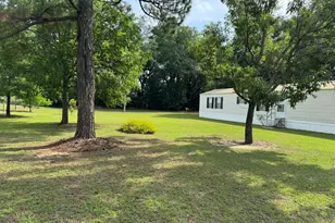 3802 Sweet Pond Rd, Greenwood, FL 32443 - Photo 2