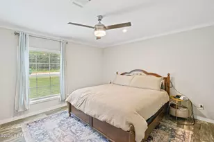1215 Shores Rd, Alford, FL 32420 - Photo 10