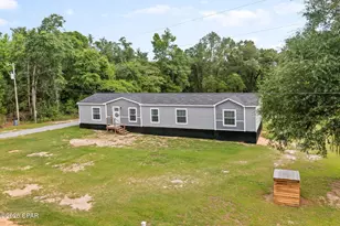 1215 Shores Rd, Alford, FL 32420 - Photo 22
