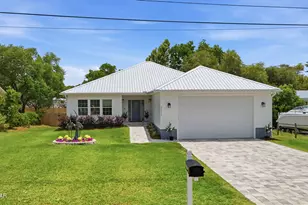 21915 Lakeview Dr, Panama City Beach, FL 32413 - Photo 1
