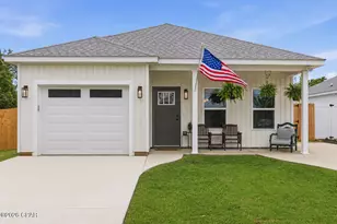 2723 Hyde Ave, Panama City, FL 32405 - Photo 1