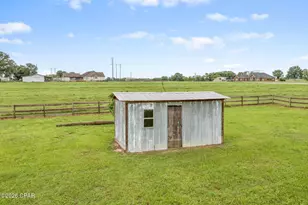 3701 Hwy 2, Graceville, FL 32440 - Photo 28