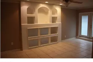 901 Pelican Pl, Panama City Beach, FL 32407 - Photo 2