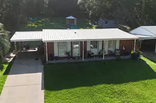 651 Gregory St, Chattahoochee, FL 32324 - Photo 2