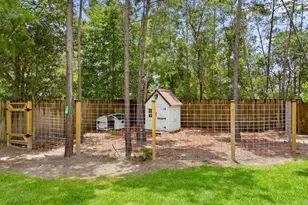 126 Lake Merial Blvd, Southport, FL 32409 - Photo 54