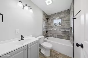 2504 W 21st St, Panama City, FL 32405 - Photo 4