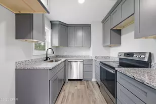 2504 W 21st St, Panama City, FL 32405 - Photo 16