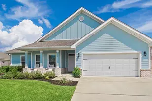 134 Confidence Wy, Panama City, FL 32405 - Photo 1