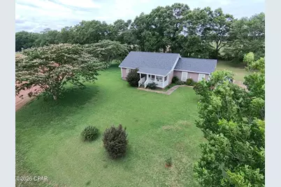 5904 Highway 77, Graceville, FL 32440 - Photo 1