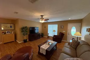 5904 Hwy 77, Graceville, FL 32440 - Photo 6