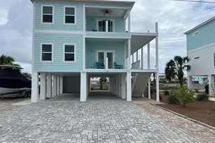 105 Circle Dr, Mexico Beach, FL 32456 - Photo 2