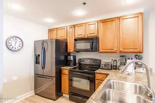 17739 Front Beach Rd, Panama City Beach, FL 32413 - Photo 10