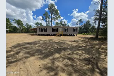 562 Apalachicola Avenue, Alford, FL 32420 - Photo 1