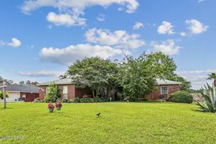 7432 Brewster St, Navarre, FL 32566 - Photo 2