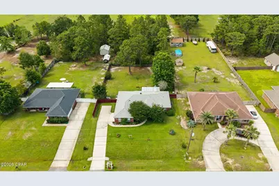 7432 Brewster Street, Navarre, FL 32566 - Photo 4