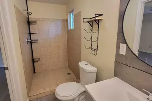 7213 Shady Grove Rd, Grand Ridge, FL 32442 - Photo 8