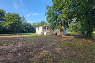 7213 Shady Grove Rd, Grand Ridge, FL 32442 - Photo 18