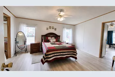 1647 Acre Circle, Panama City Beach, FL 32407 - Photo 20