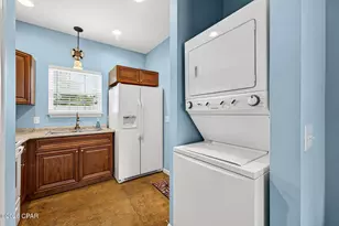 8125 Singletary St, Panama City Beach, FL 32407 - Photo 10