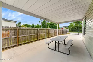8125 Singletary St, Panama City Beach, FL 32407 - Photo 24