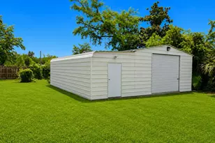 922 Radcliff Ave, Lynn Haven, FL 32444 - Photo 12