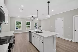 323 Cyan Ln, Panama City Beach, FL 32407 - Photo 6