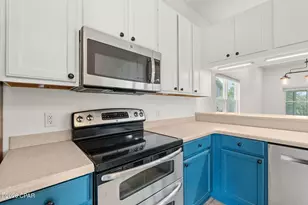 816 E 24th St, Lynn Haven, FL 32444 - Photo 12