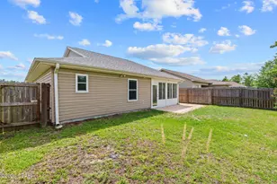 816 E 24th St, Lynn Haven, FL 32444 - Photo 32