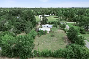 10461 NW 1st St, Bristol, FL 32321 - Photo 48