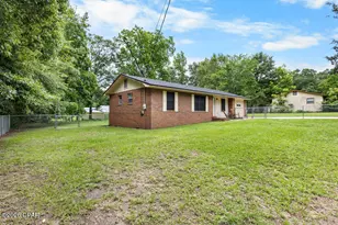 406 S Hubbard St, Bonifay, FL 32425 - Photo 18