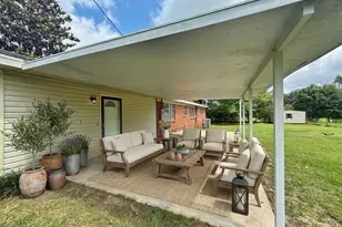 1272 Whitfield Ln, Marianna, FL 32448 - Photo 4