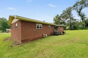 711 N Oklahoma St, Bonifay, FL 32425 - Photo 32