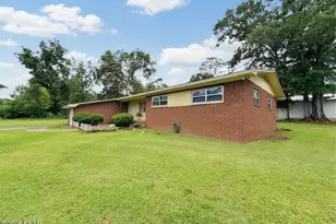 711 N Oklahoma St, Bonifay, FL 32425 - Photo 4