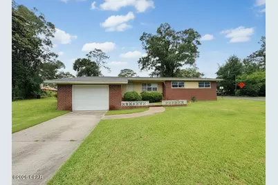711 N Oklahoma Street, Bonifay, FL 32425 - Photo 2