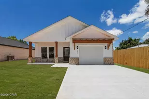 731 Sheffield Ave, Panama City, FL 32401 - Photo 1