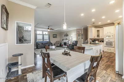 1180 Chattahoochee Avenue, Alford, FL 32420 - Photo 8