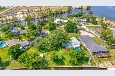 2457 Pretty Bayou Circle, Panama City, FL 32405 - Photo 70