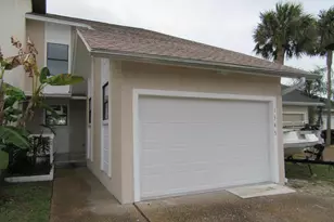 1345 Capri Dr, Panama City, FL 32405 - Photo 1